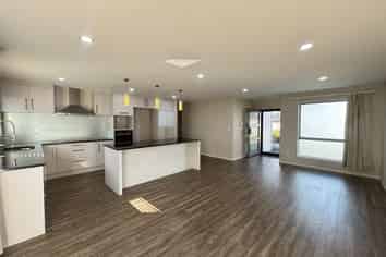 797B Te Atatu Road, Te Atatu Peninsula