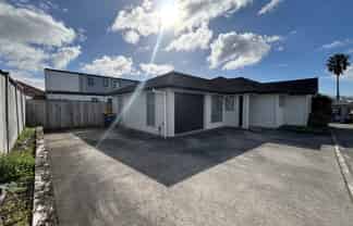 797B Te Atatu Road, Te Atatu Peninsula