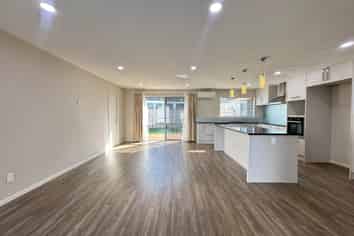 797B Te Atatu Road, Te Atatu Peninsula