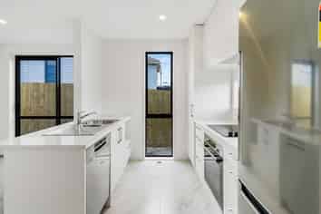 2/152 Hendon Avenue, Mount Albert