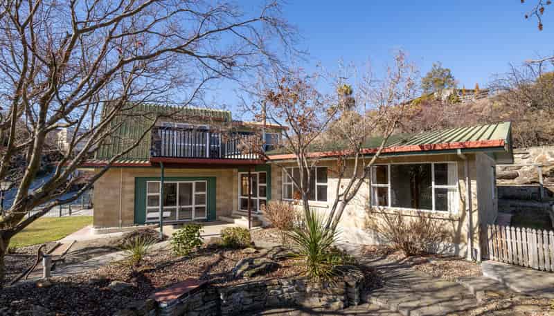 6 Coulson Place, Alexandra