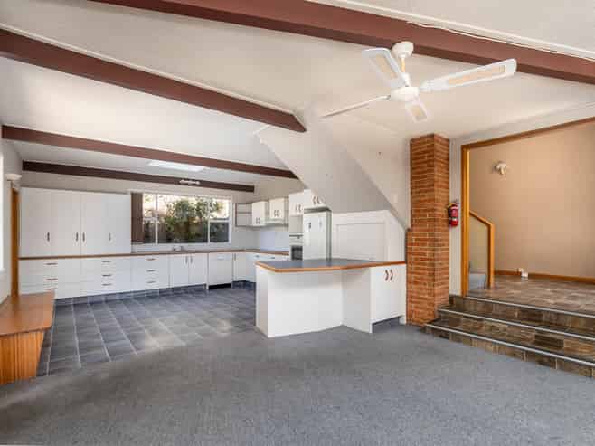 6 Coulson Place, Alexandra