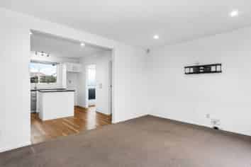 2/9c Lydbury Place, PARKLANDS