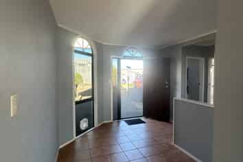 27 Eskdale Rd, Papakowhai