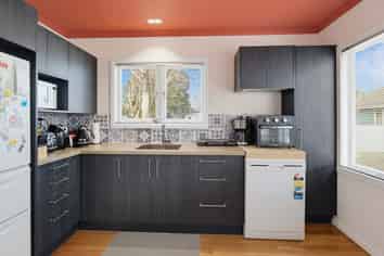2/42a Geddis Ave, Maraenui