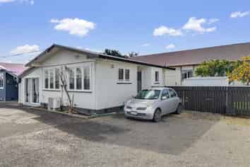2/42a Geddis Ave, Maraenui