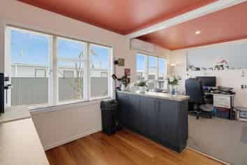 2/42a Geddis Ave, Maraenui