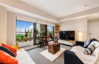 1005/47 Beach Road, Auckland Central