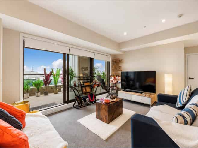 1005/47 Beach Road, Auckland Central