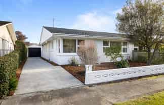 2/4 Molesworth Place, Somerfield