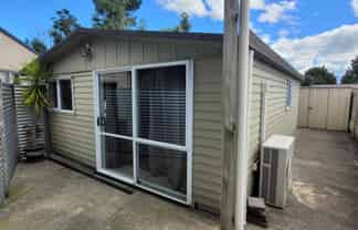 14A Cleveland Street, Bader