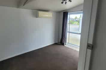 14A Cleveland Street, Bader