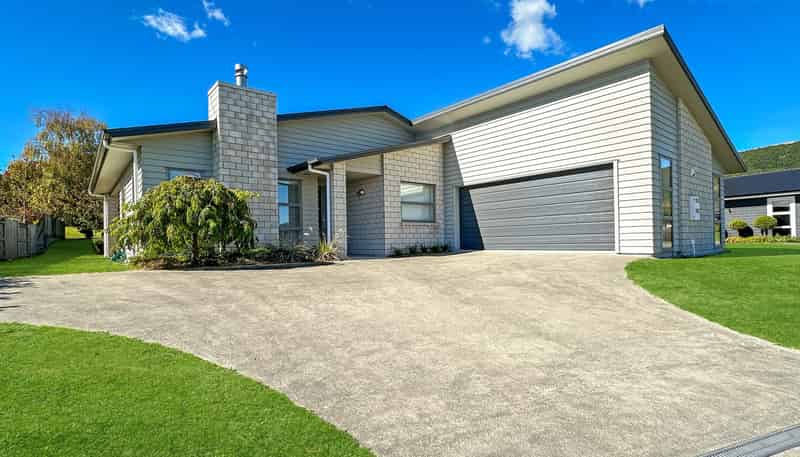 111 Kenrigg Road, Kinloch