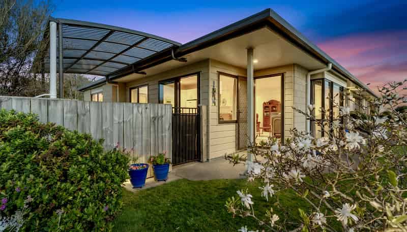 1 Ashmore Park Road, Carterton