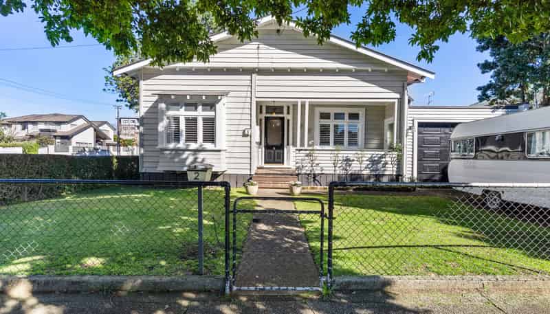 2 Huapai Street, One Tree Hill