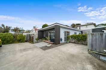 17B Tuki Street, Titahi Bay