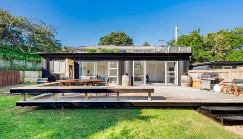 7 Martin Road, Paraparaumu Beach