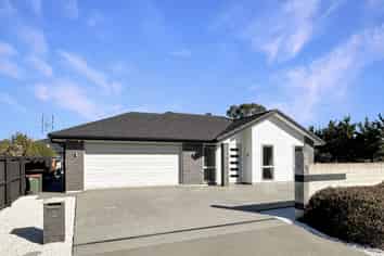 2 Delorean Drive, Rolleston