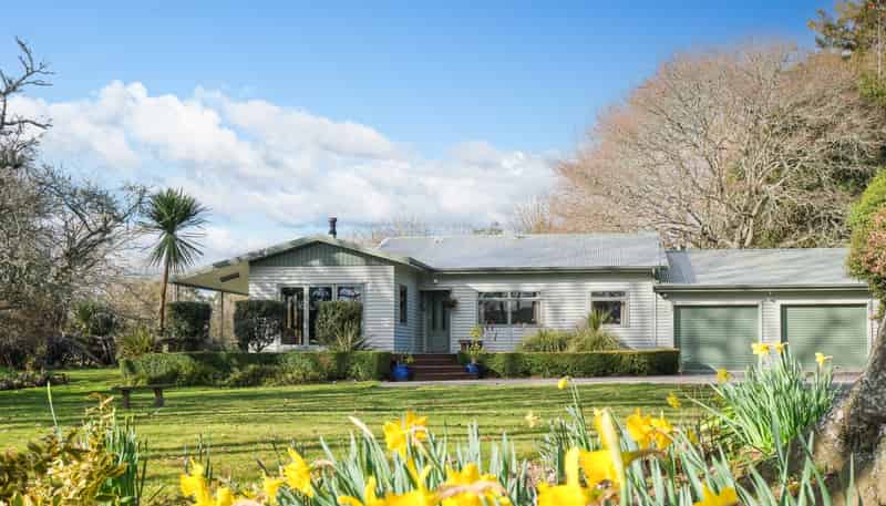 261 Twist Road, Ngakuru