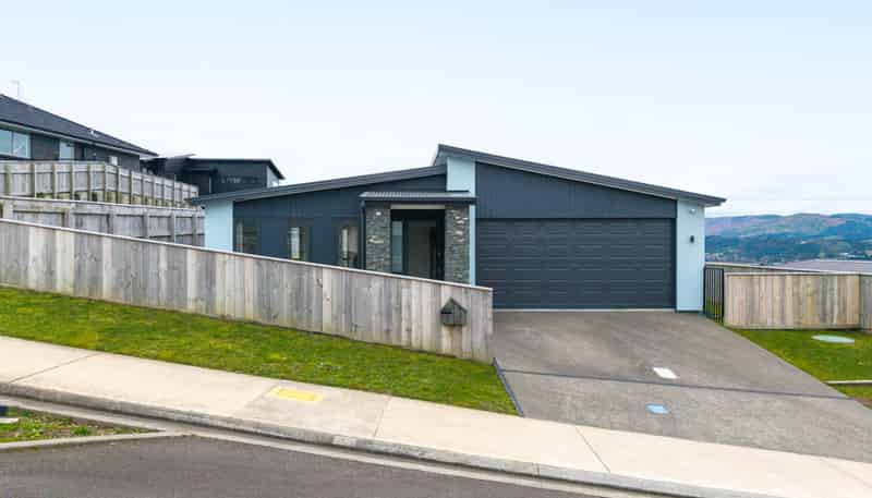 11 Topsail Way, Whitby