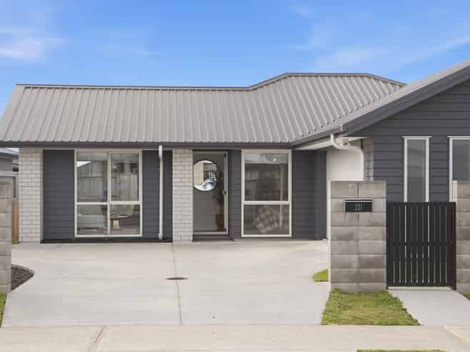 221 Te Okuroa Drive, Papamoa