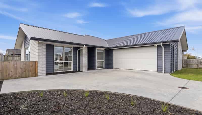 221 Te Okuroa Drive, Papamoa