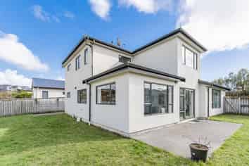 16 Greenstone Place, Aotea