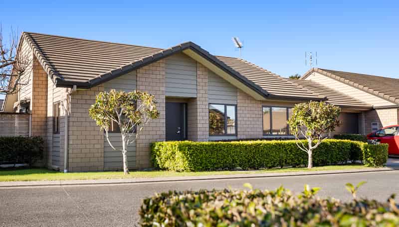 38 Royalle Mews, Botany Downs