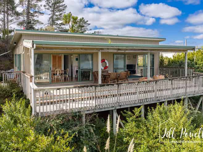 13 Moana Road, Tinopai