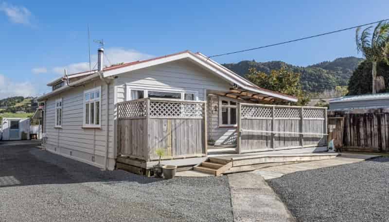 89 Great North Road, Kamo