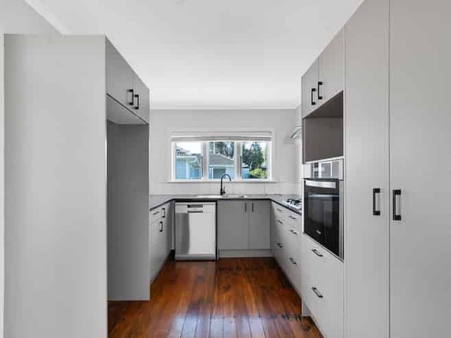 1/74 Sutton Crescent, Papakura