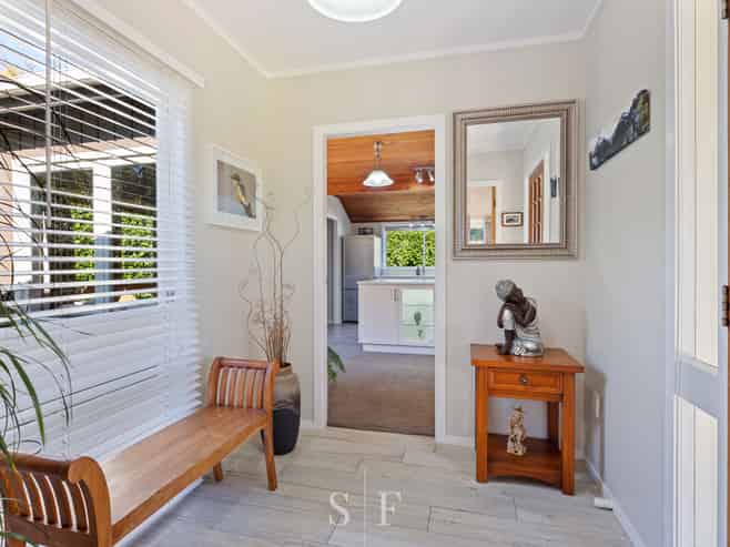 6 York Avenue, WAIKANAE