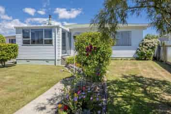20 Stirling Street, Levin