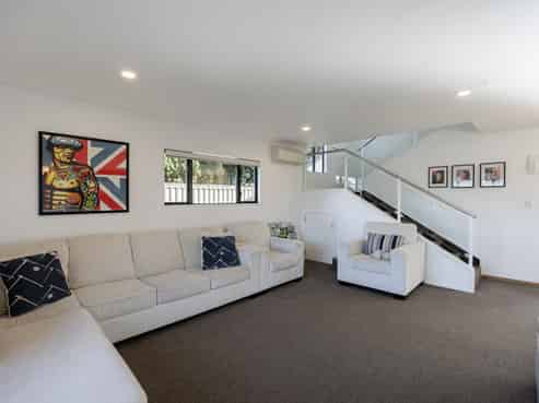 101A Main Road, Clive