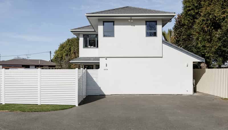 101A Main Road, Clive