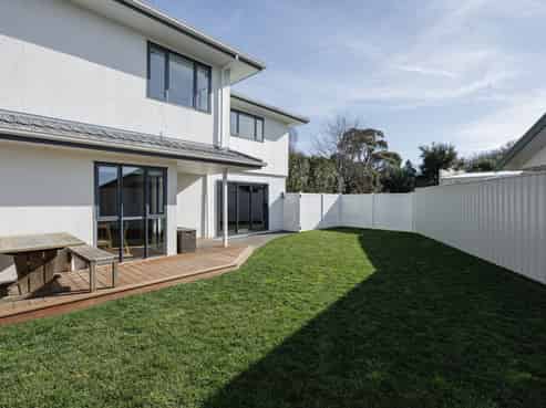 101A Main Road, Clive