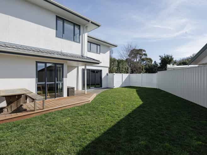 101A Main Road, Clive