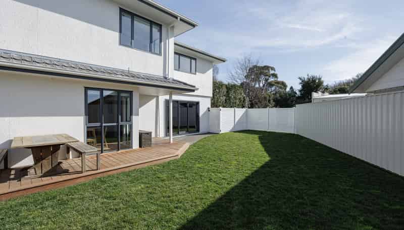 101A Main Road, Clive