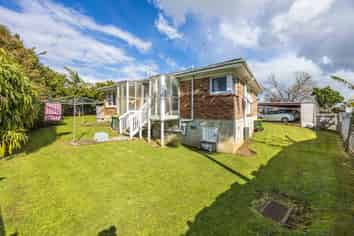 28 Landscape Road, Papatoetoe