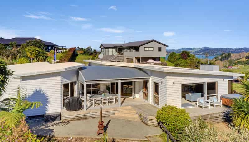 9 Ohuka Place, Whitianga