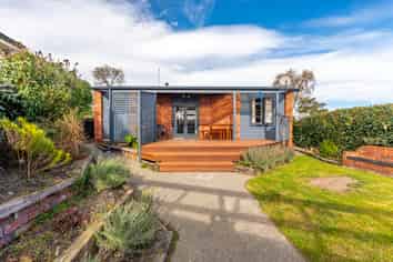 Flat 1/184 Otipua Road, Timaru