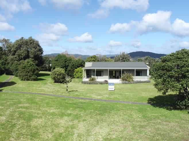 109 Titoki Place, Matarangi