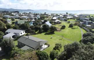 109 Titoki Place, Matarangi