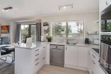 29 Taihiki Road, Clarks Beach