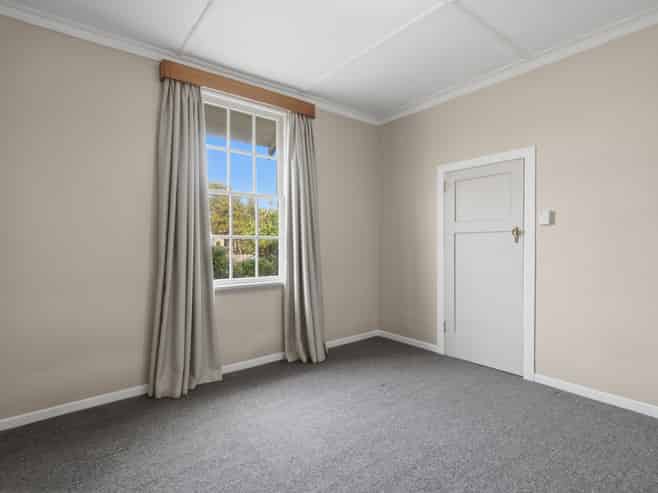 160 Yarrow Street, Invercargill