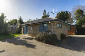 22B Bruce Avenue, Glenview