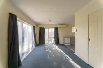 22B Bruce Avenue, Glenview