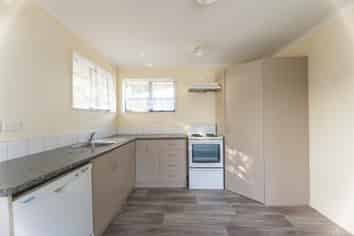 22B Bruce Avenue, Glenview