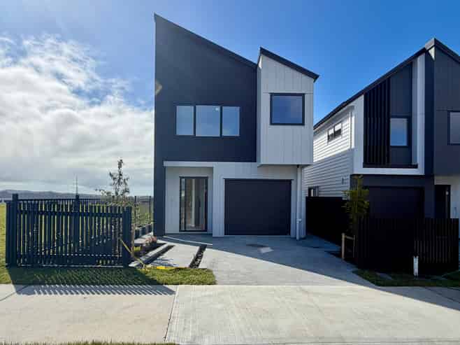 8 Lamont Street, Milldale