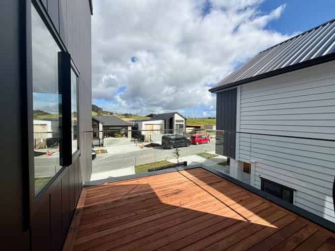 4 Lamont Street, Milldale